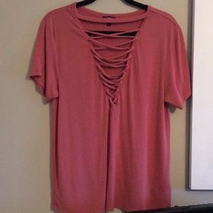 Express lace up tee
